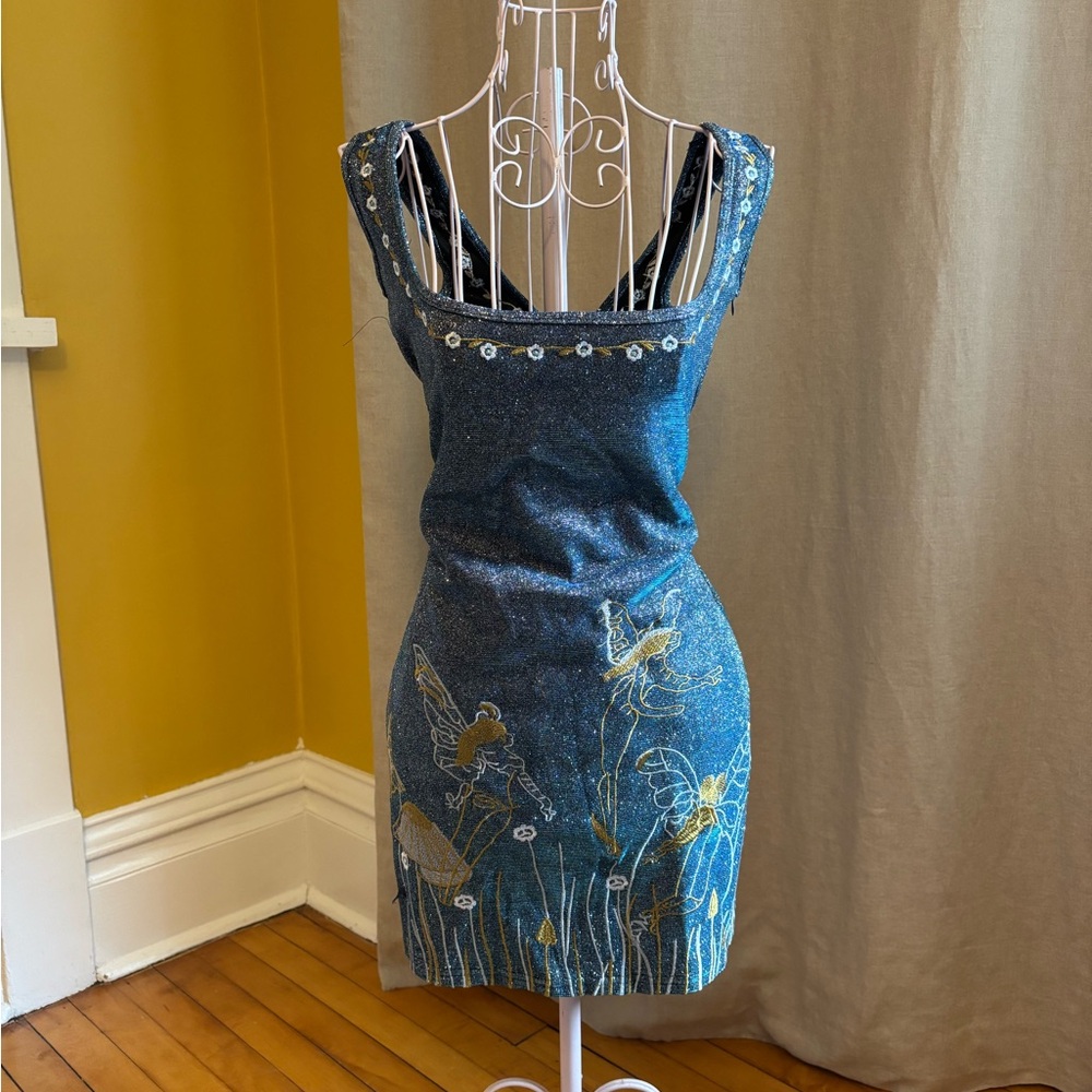 Elegant Blue Floral Dress